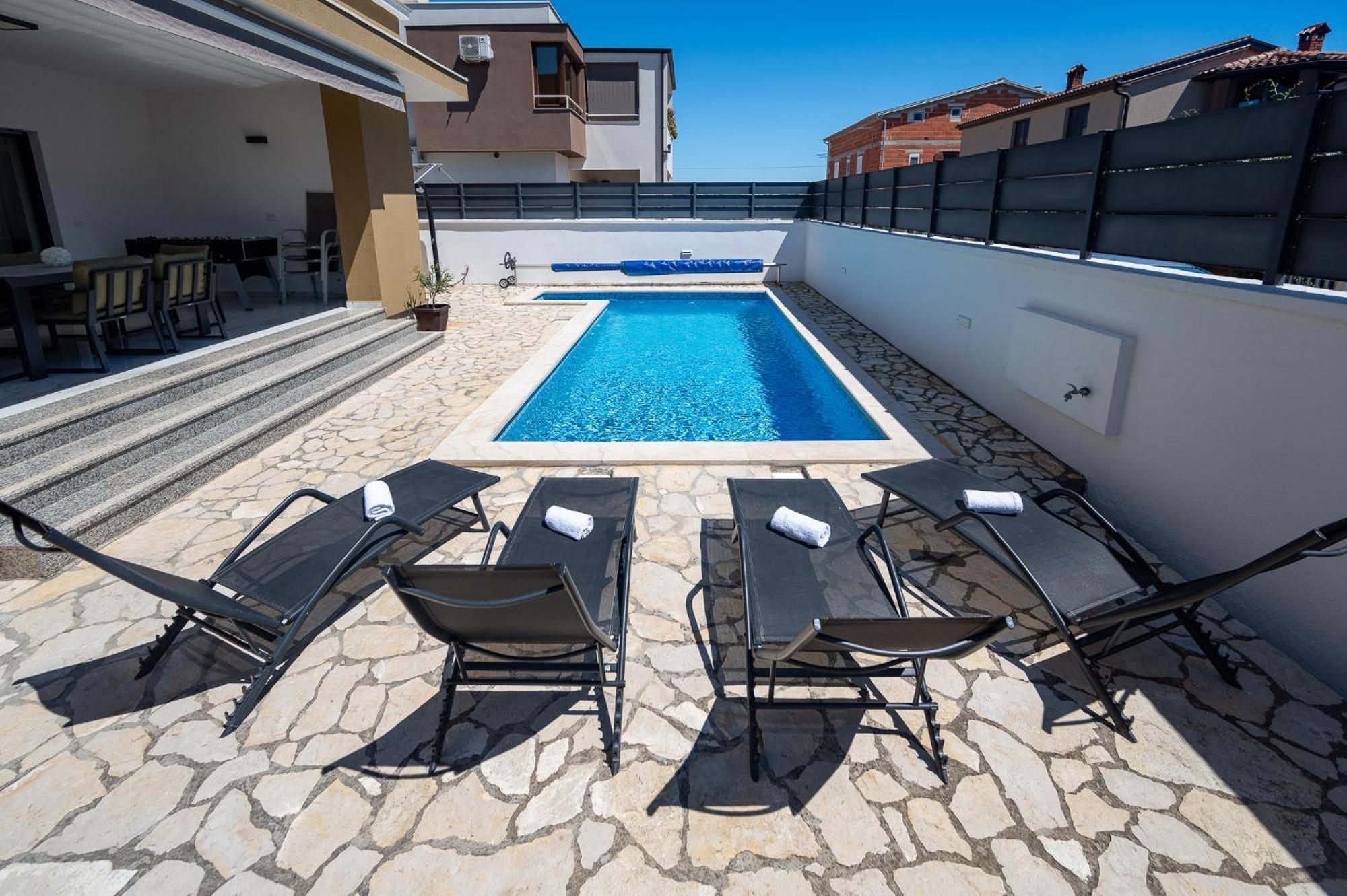 Villa Sunce Πούλα Εξωτερικό φωτογραφία